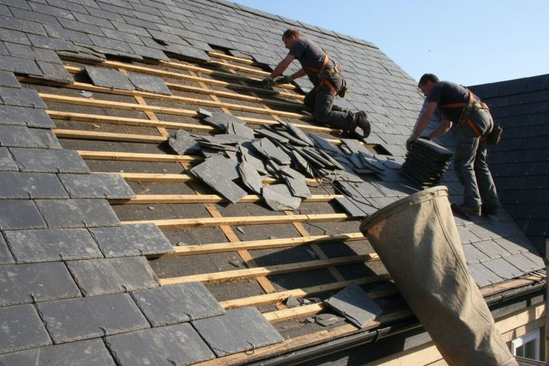 What To Expect During A Roof Removal Project